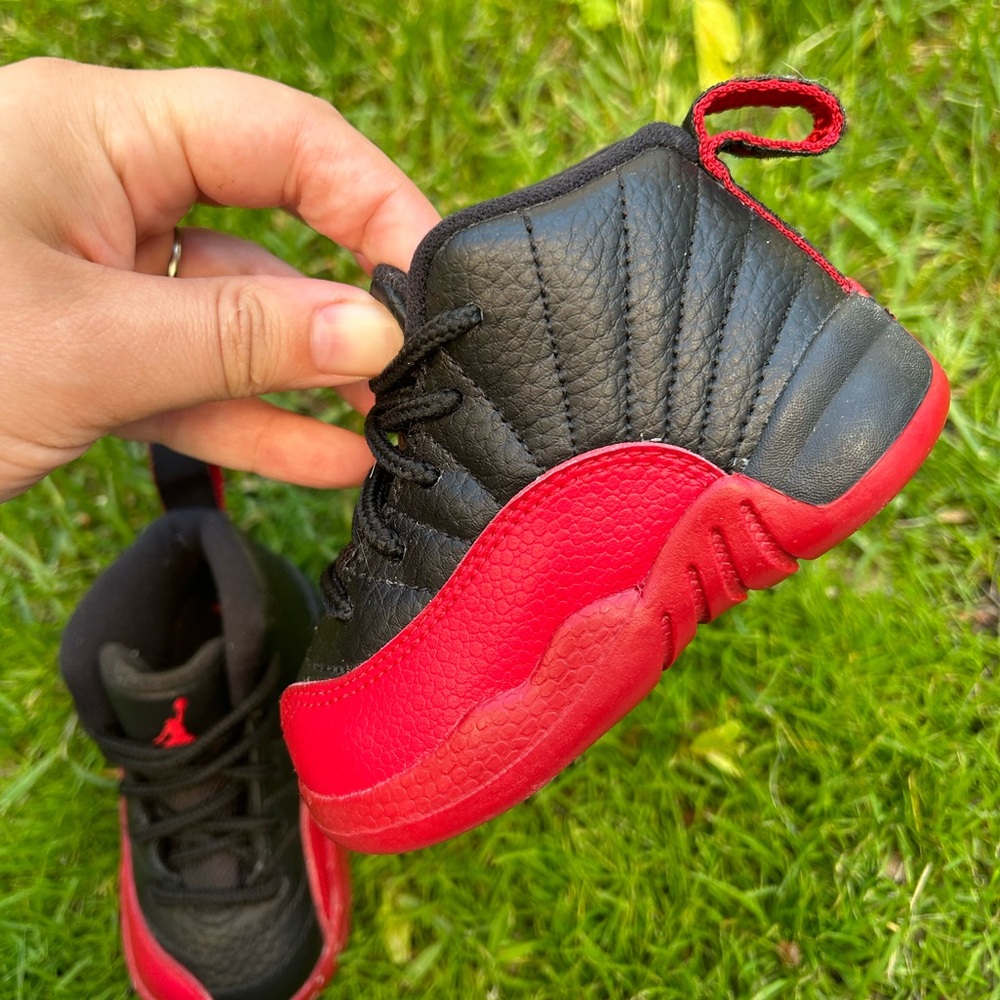 Air Jordan 12 Retro 'Flu Game' 2016